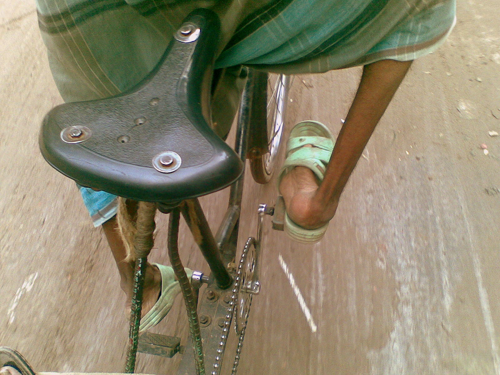 26022009_mobillife02_ranadipambasu