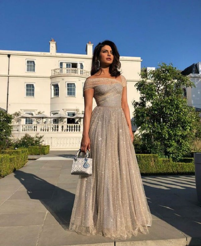 priyanka+chopra+actress+mbd-4