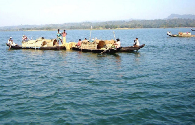 Kaptai+Lake+fishing+mbd