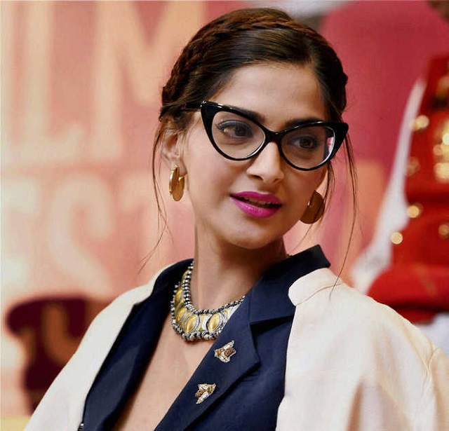 sonam+kapoor+mbd-3
