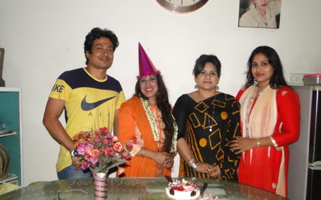 nina+samanta+singer+hbd+mbd