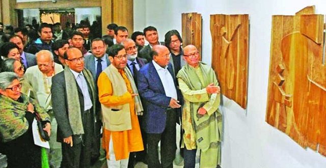 hashem+khanes+paintings+opening+nur+minister+mbd-5