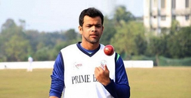 razzak+left+h+cricketer+mbd-2